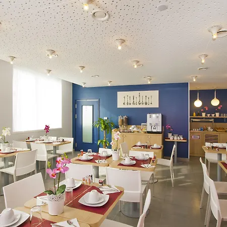 Sejours & Affaires Atlantis Aparthotel 2*