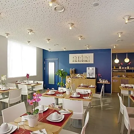 Sejours & Affaires Atlantis 아파트호텔